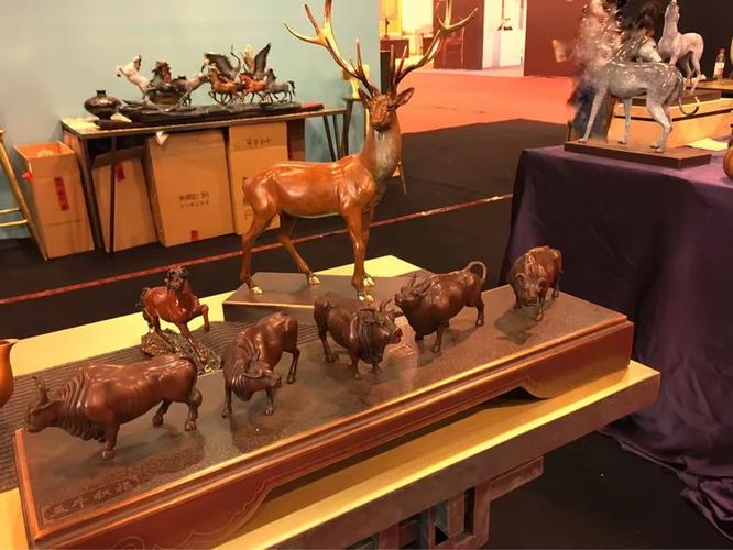 工藝美術(shù)品 時(shí)代與社會(huì)的物質(zhì)文化鏡像